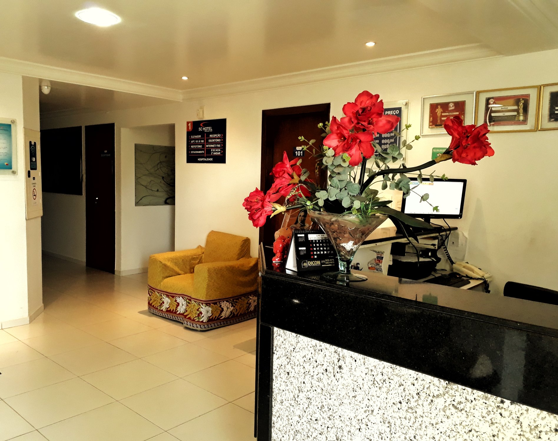 5C Hotel-官方
