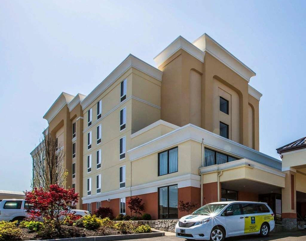 Comfort Inn Airport主图