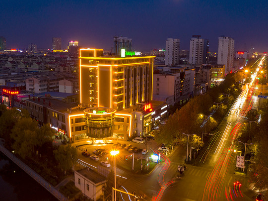 亳州中心智选假日酒店主图