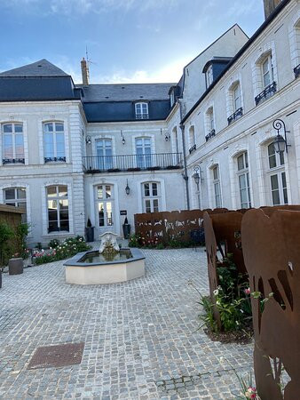 Hotel Loysel le Gaucher主图