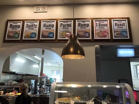 The Maclean Hotel主图