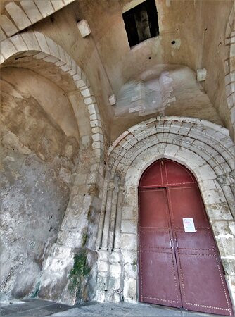 Eglise Paroissiale Saint-Pierre-Pouligny-Saint-Pierre必去景点