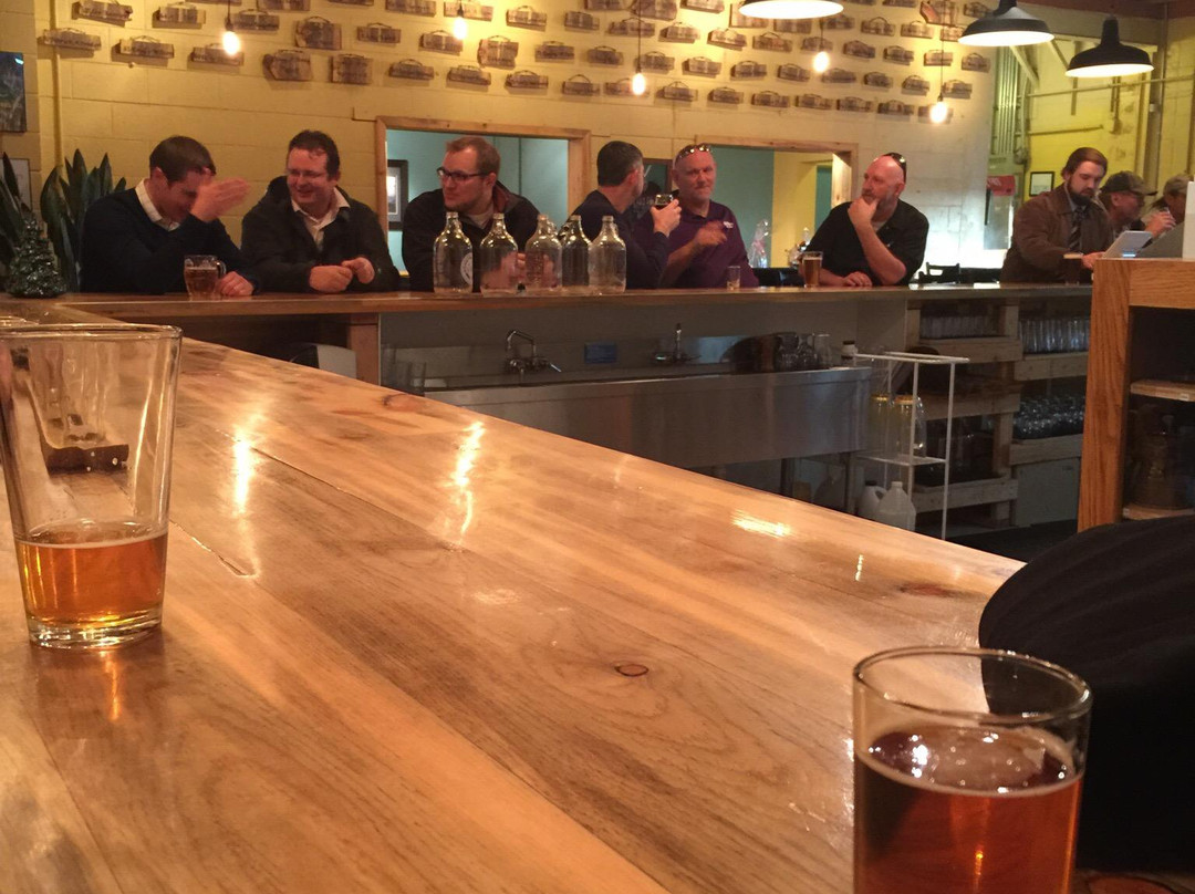 Wiley Roots Brewing Company-格里利必去景点