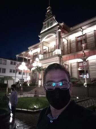 Iron Palace景点图片