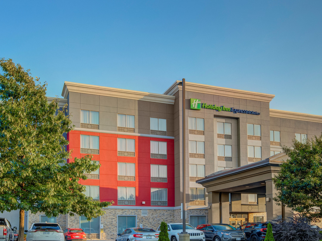 Holiday Inn Express & Suites Woodstock South by IHG主图