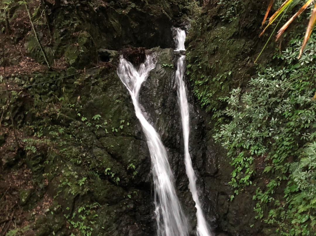 Kawane Meotodaki Waterfall景点图片