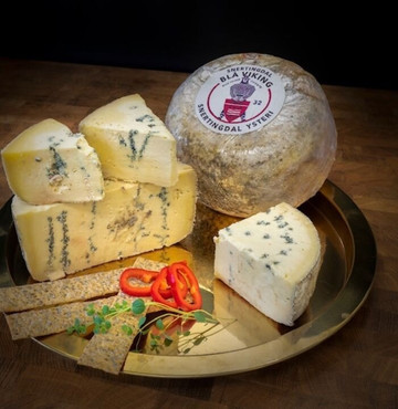 Snertingdal Ysteri Utsalg Og Kafé