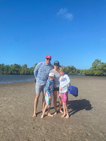 SaltyDawg Rentals-那不勒斯必去景点