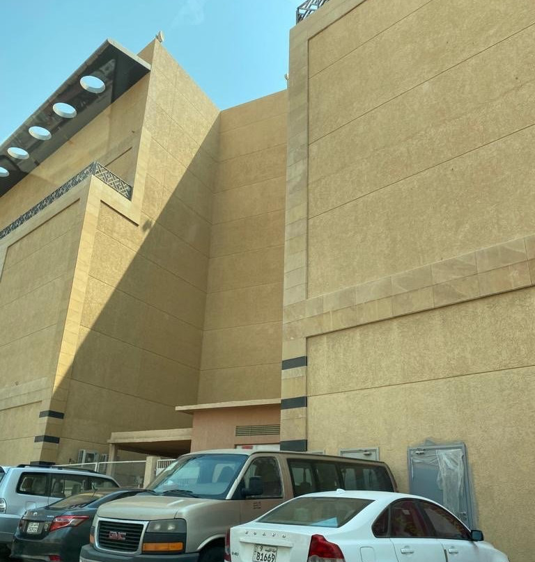 Al Fanar Mall-萨尔米亚必去景点