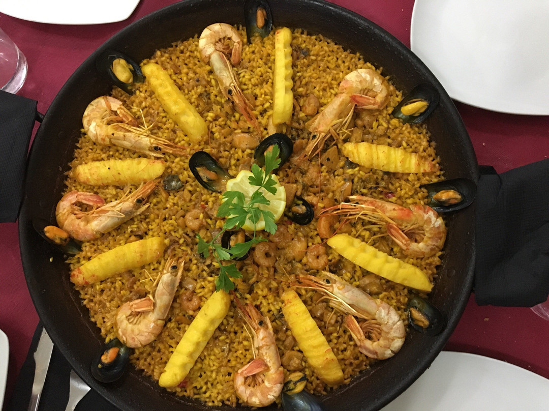 Faura餐馆和美食-Nuevo Estadio