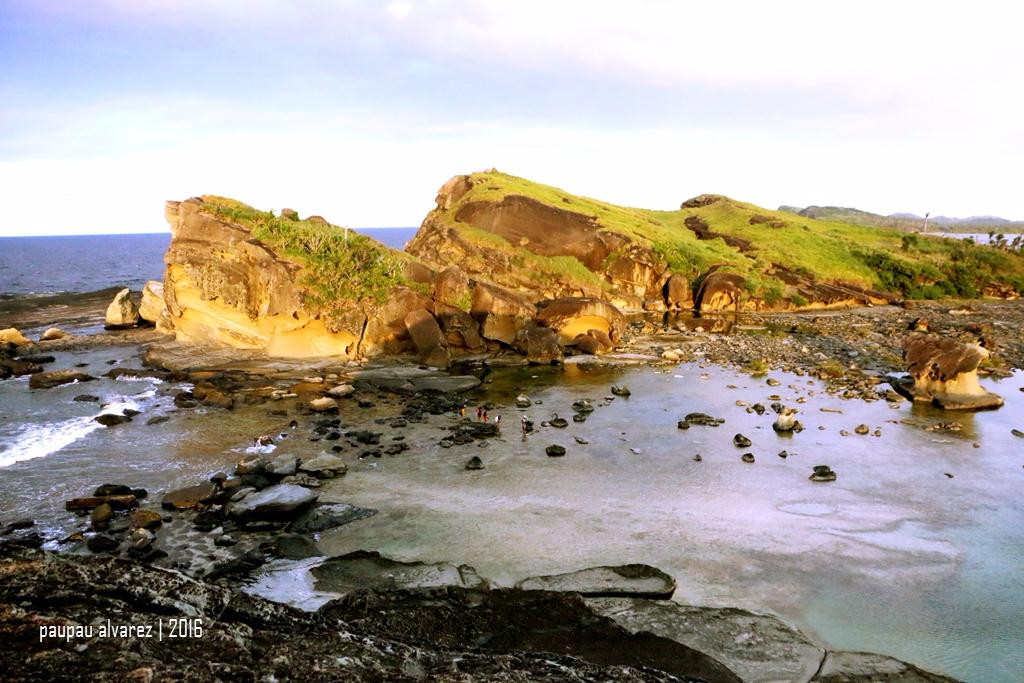 Biri Island Rock Formations景点图片