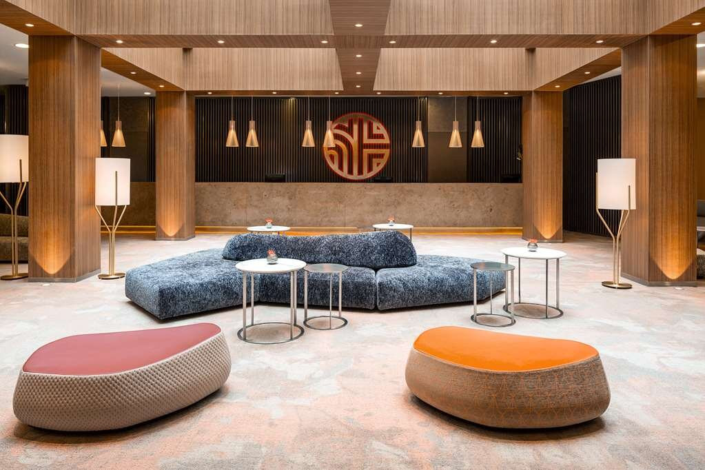 NH柏林米特酒店主图