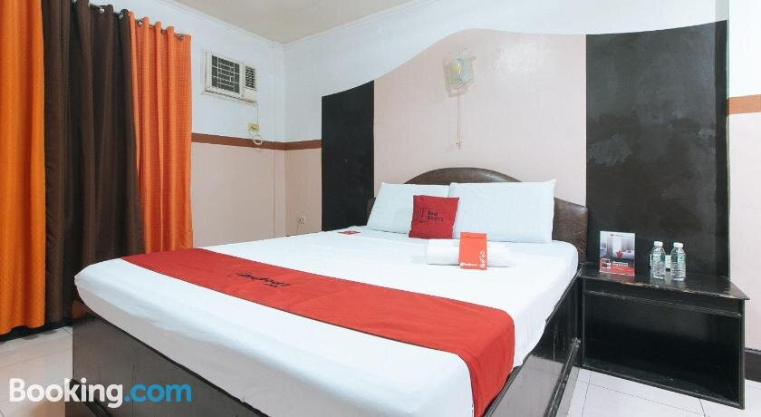 RedDoorz @ 77 Travellers Inn Malolos Bulacan