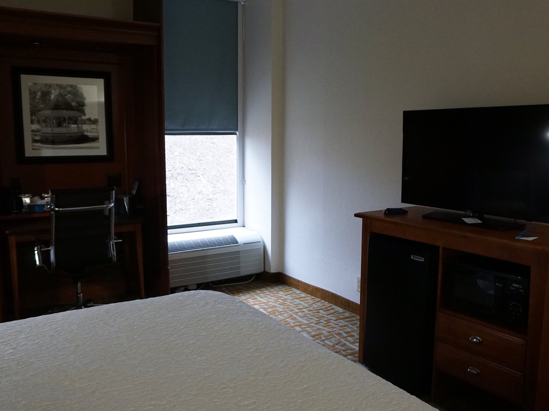 亨德森维尔希尔顿恒庭酒店主图