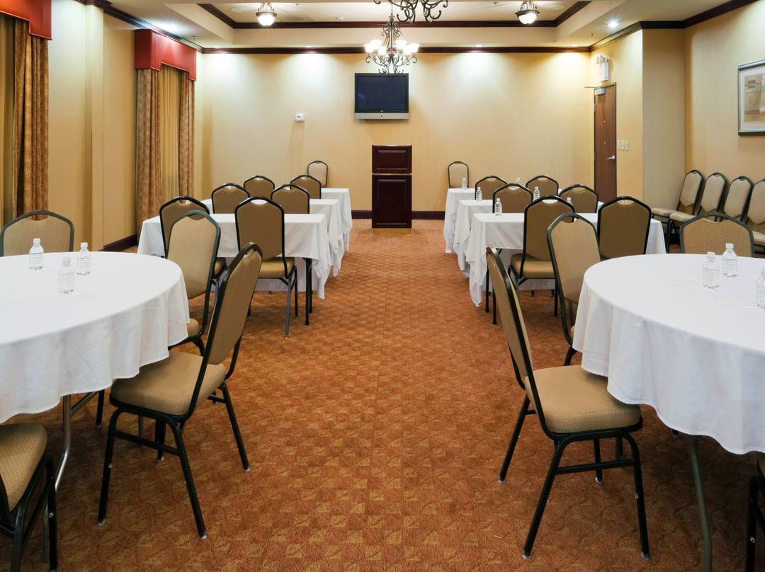 Holiday Inn Express & Suites Athens By IHG主图