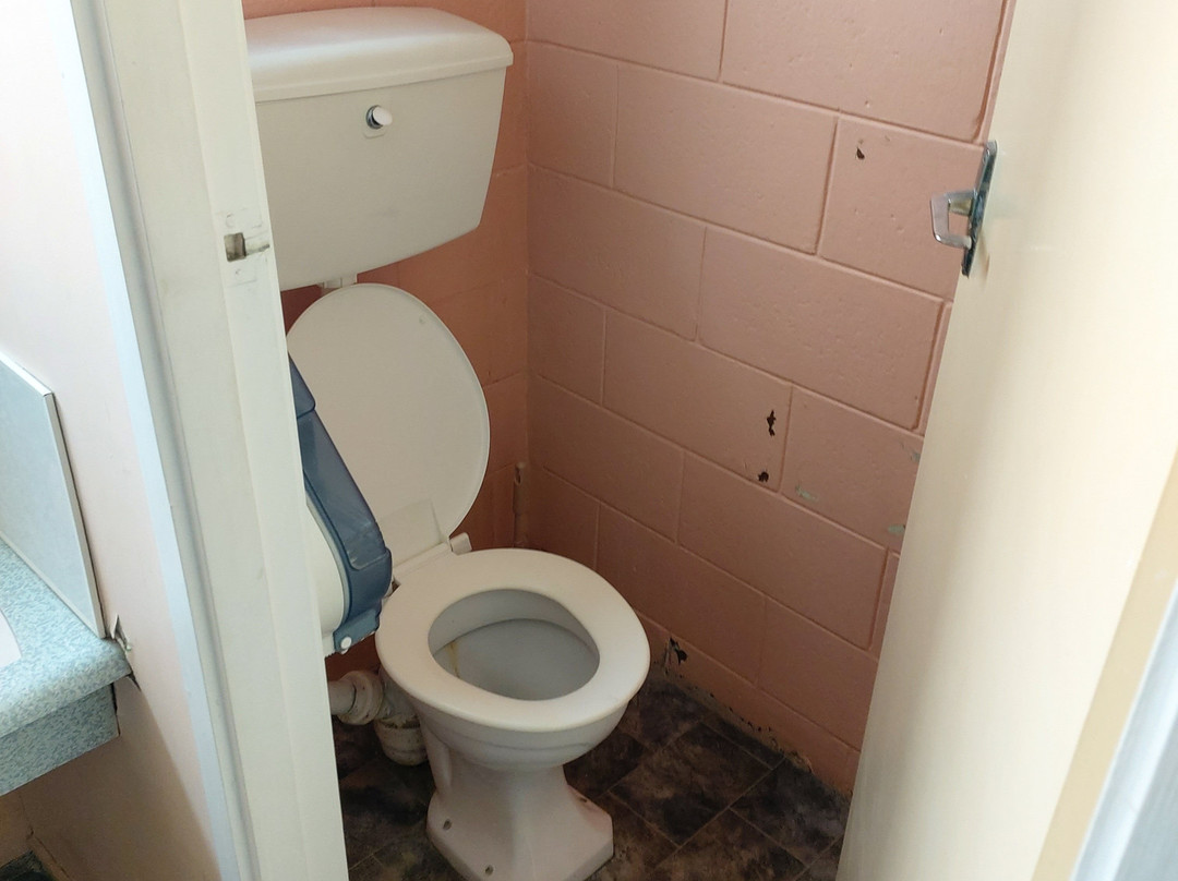 Oasis Hotel & Motel主图