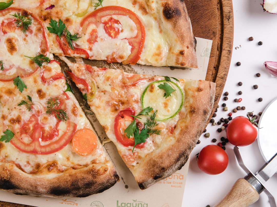 Laguna Pizza & Ice Cream