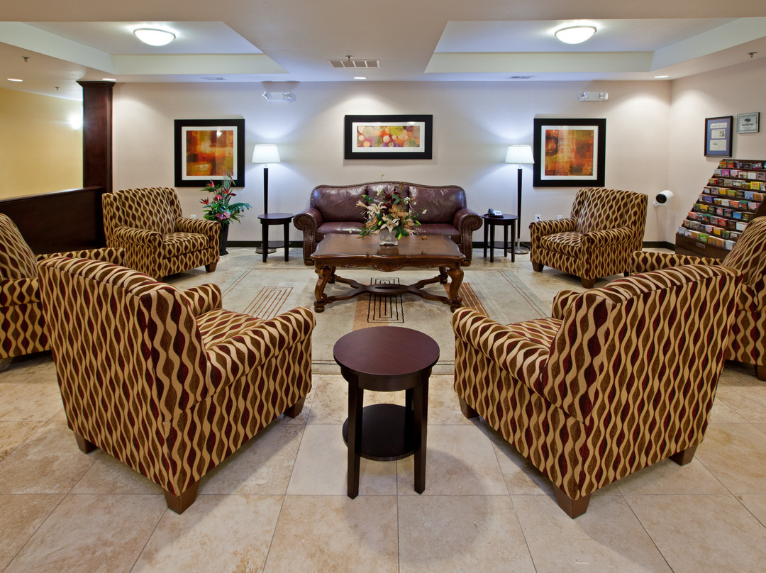 Holiday Inn Express & Suites Shelbyville Indianapolis By Ihg主图