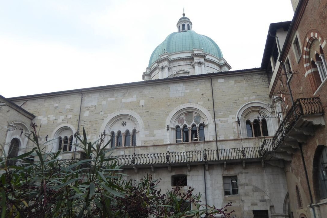 Duomo Nuovo景点图片