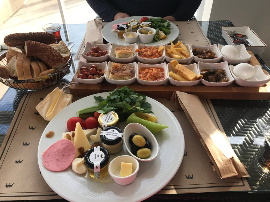 Wellborn Luxury Hotel主图