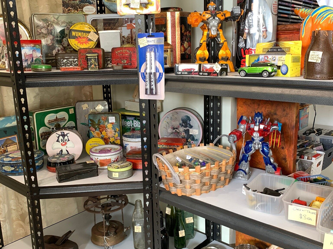 Toora Fancy Goods & Old Relics-Toora必去景点