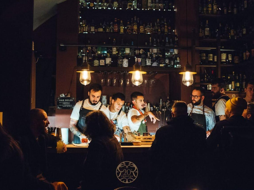 Twenties Cocktail Club-阿尔本加必去景点