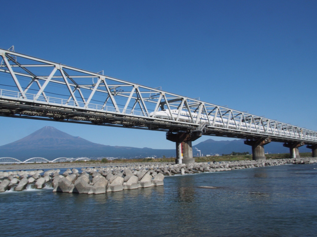 Fujikawa Riverbed Ikoi no Hiroba景点图片