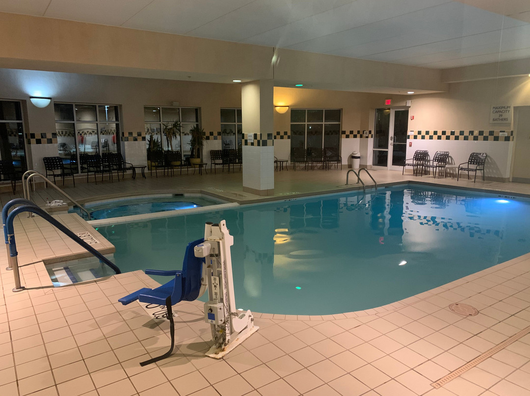 格林湾希尔顿花园酒店主图