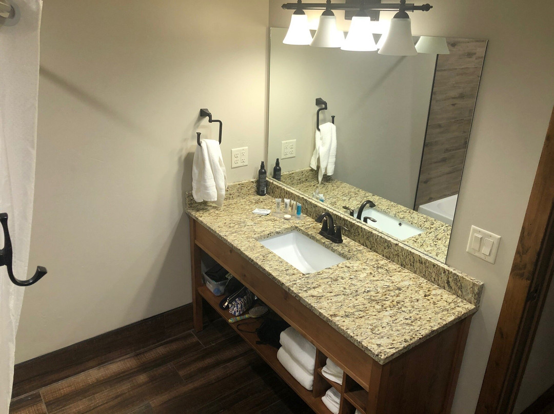 萨特尔山度假酒店主图