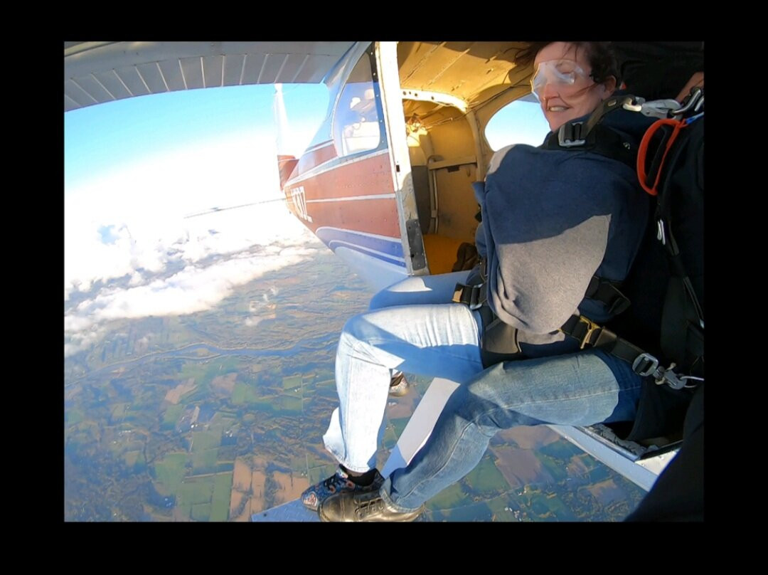 Saratoga Skydiving Adventures景点图片