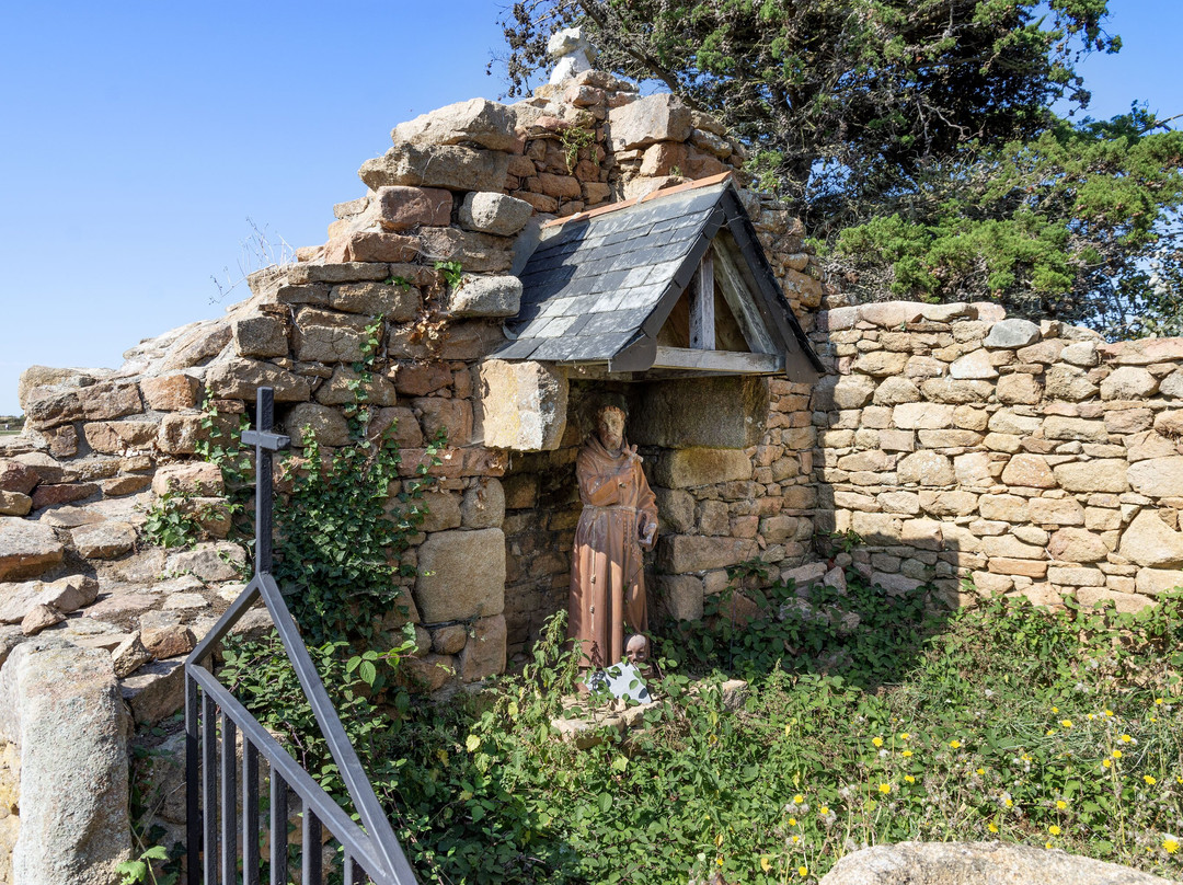 Ruines Chapelle Saint Rion景点图片