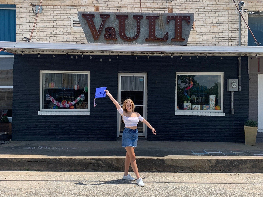 Vault Cedar Creek Lake-Malakoff必去景点