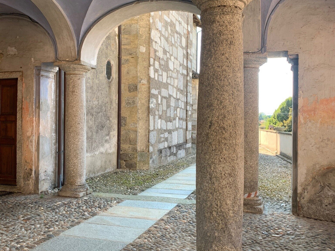 Chiesa di San Giorgio-Agrate Conturbia必去景点