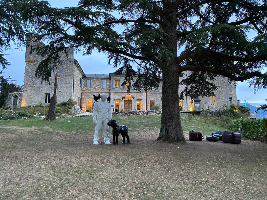 Chateau de Bourdeau景点图片