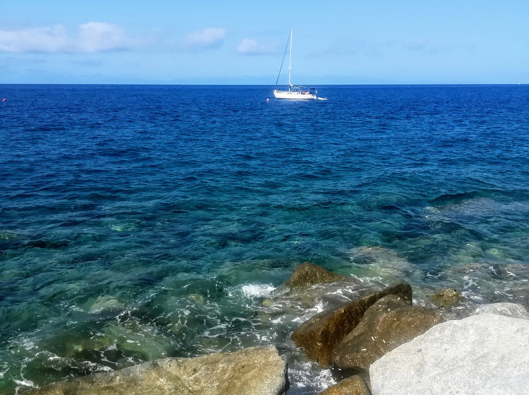 Costa Alessandro - Spiaggia del Relitto-Pomonte必去景点