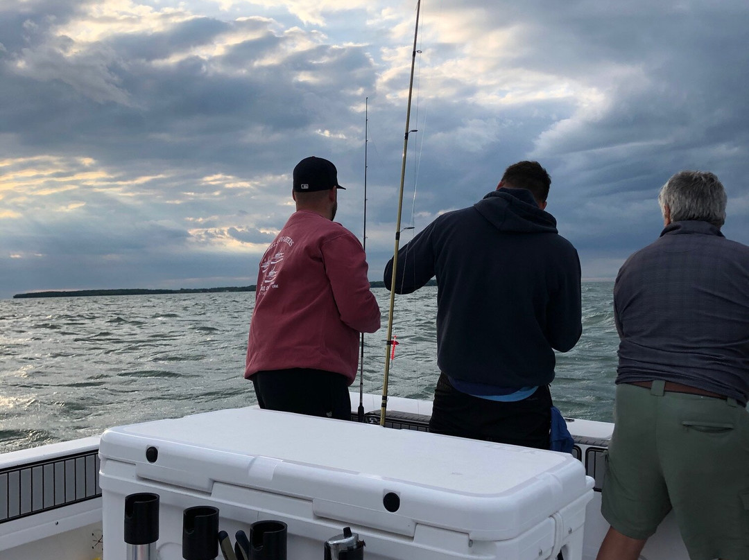 Tibbels Marina and Charter Service-Lakeside必去景点