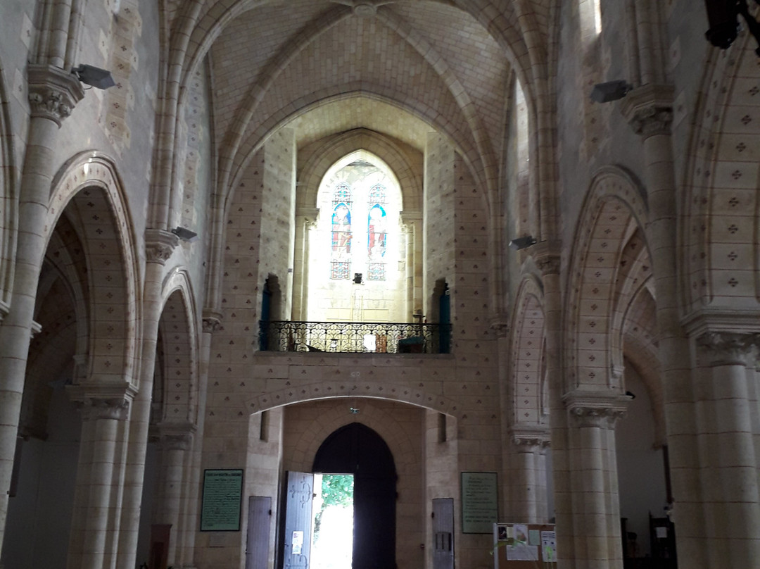 Église Saint-Martin De Carcans景点图片