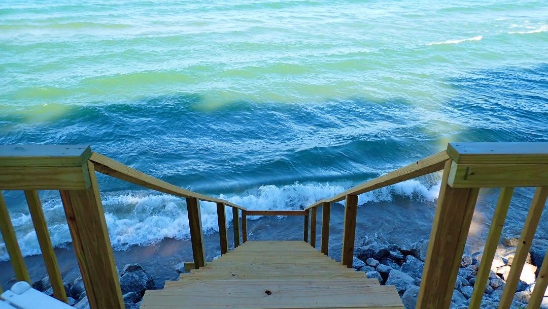 Lakeshore Bed and Breakfast-泳池