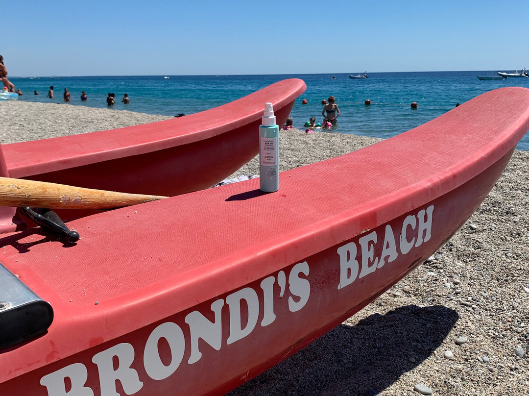 Brondi's Beach-Montepaone必去景点
