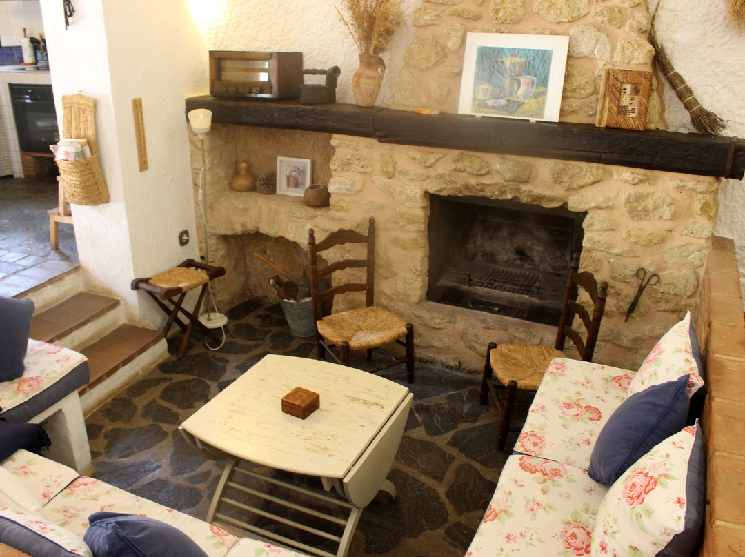 Cuevas Almagruz主图