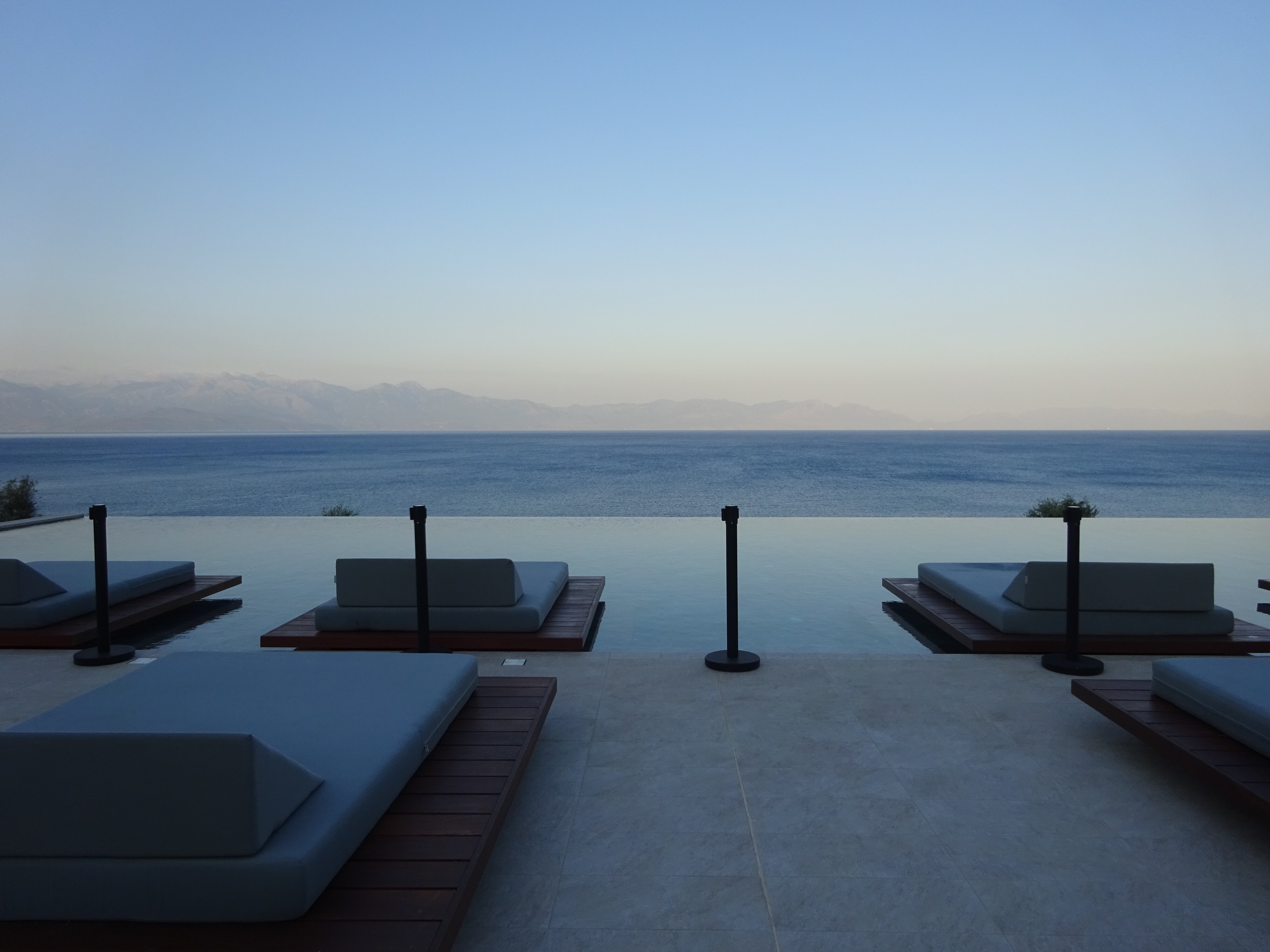 Colonides Beach Hotel-泳池