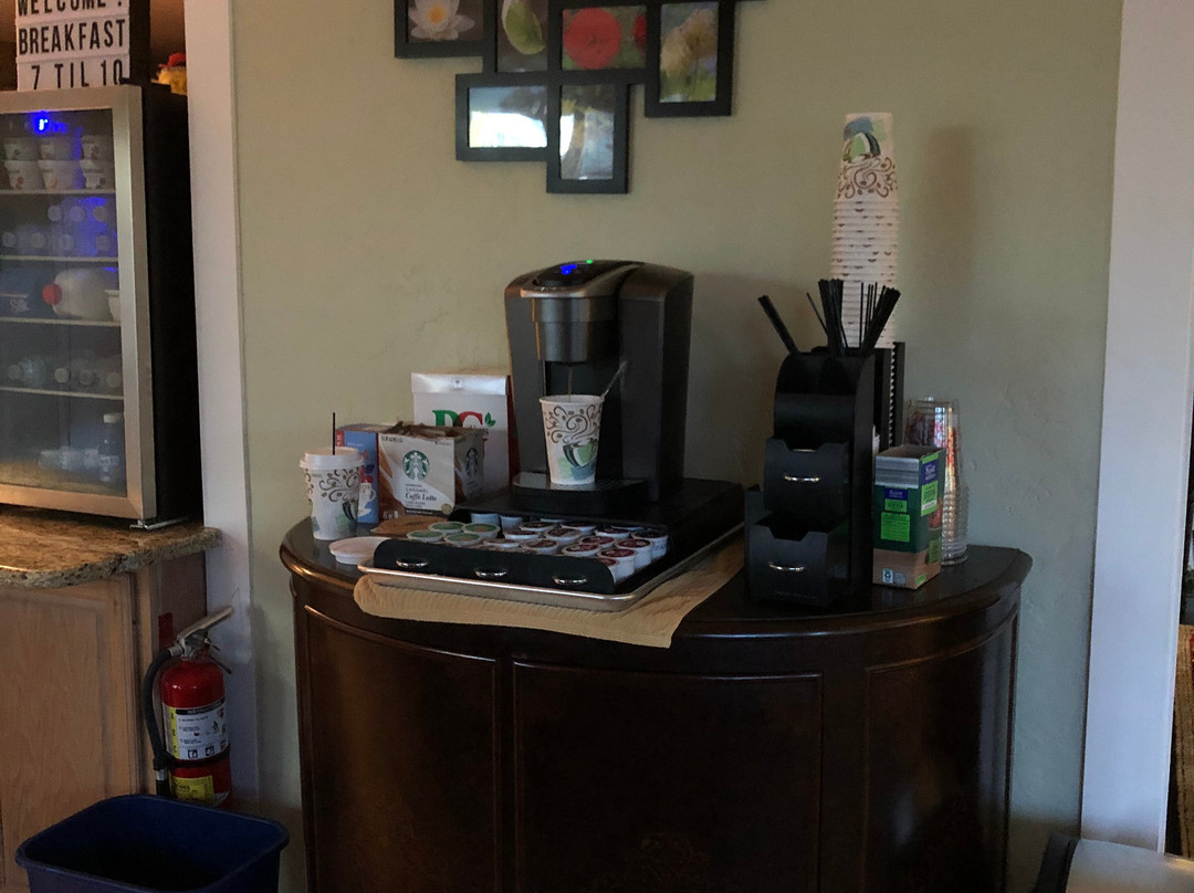 The Wayward Traveler's Inn主图