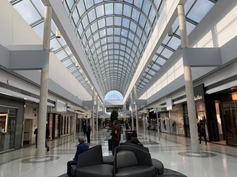 Oakridge Park-温哥华必去景点