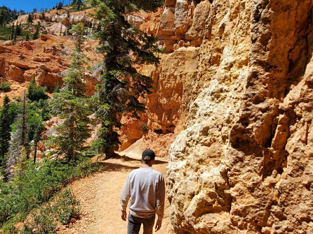 Cascade Falls-Duck Creek Village必去景点