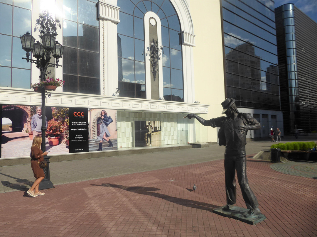 Monument to Michael Jackson景点图片
