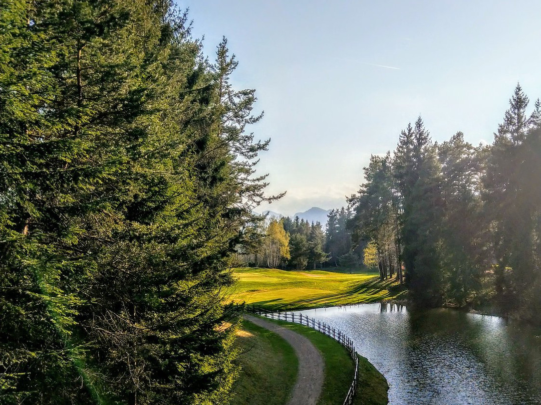 Golf Club Petersberg景点图片