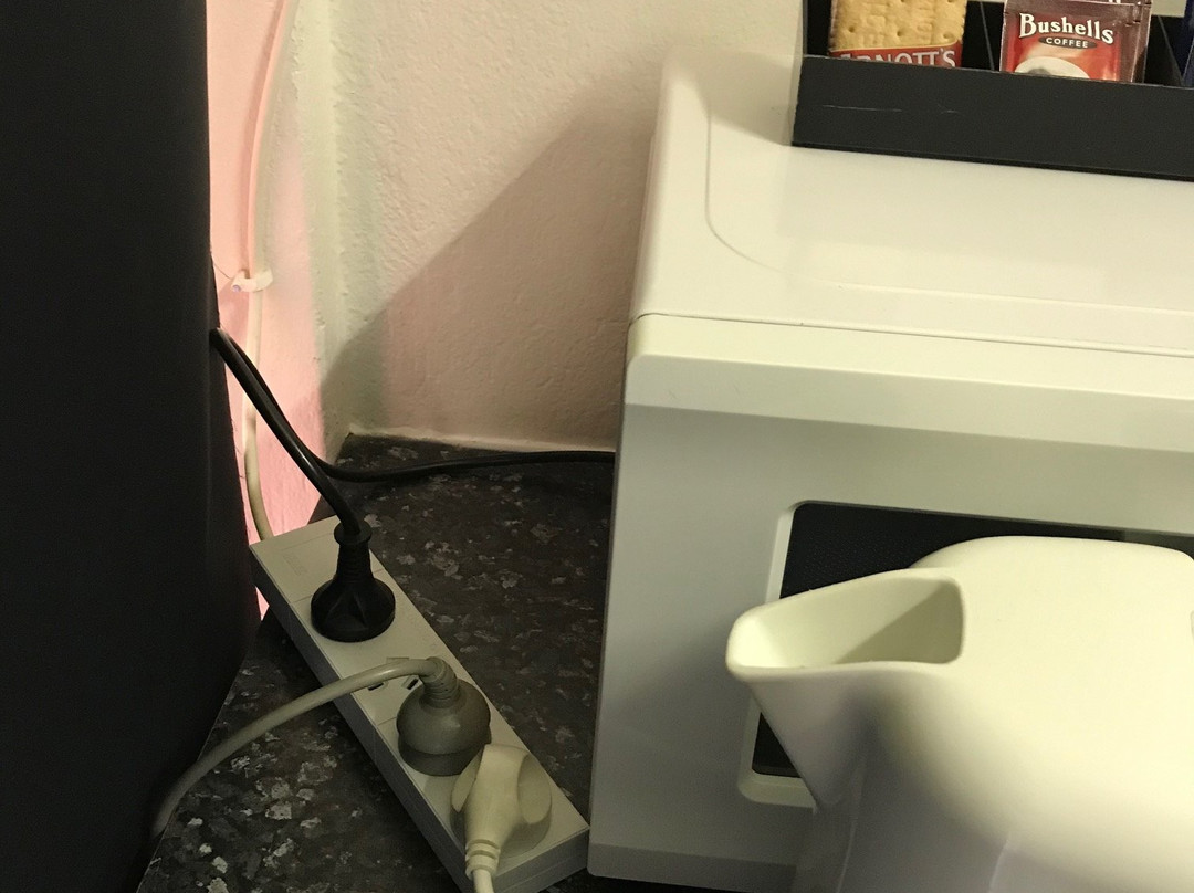 因弗雷尔汽车旅店主图