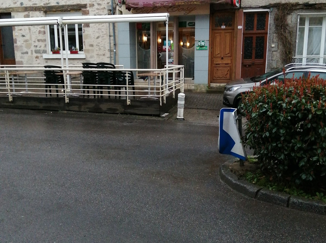 Pompadour旅游攻略图片