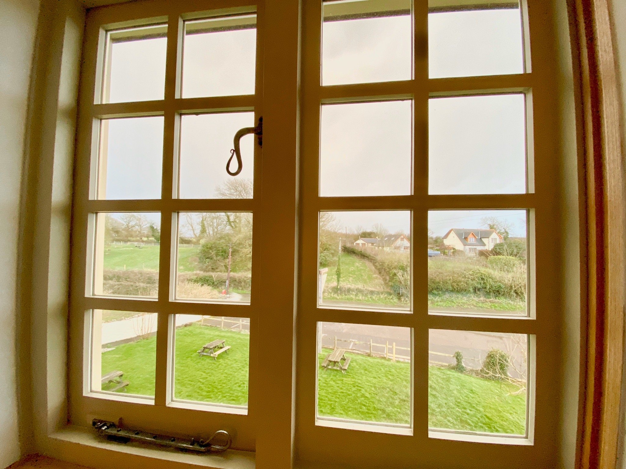 Three Horseshoes Inn-官方