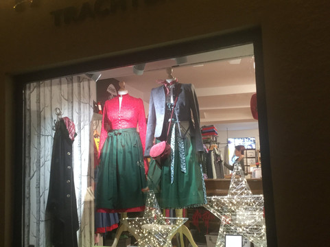 Hanna Trachten-萨尔茨堡必去景点